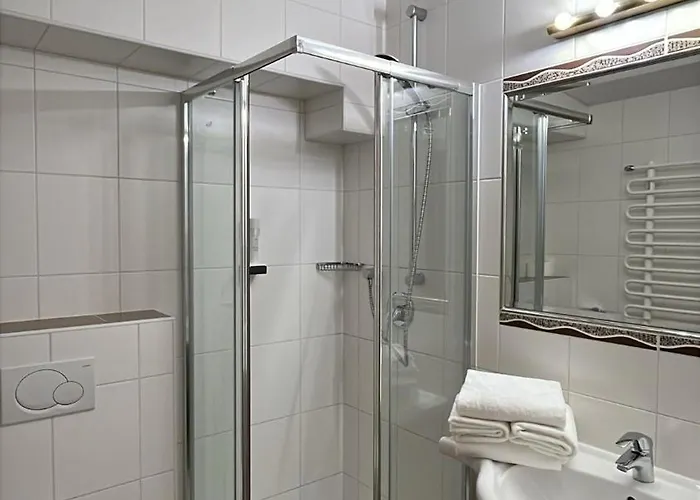 فندق Alpinhotel Maistatt 4*